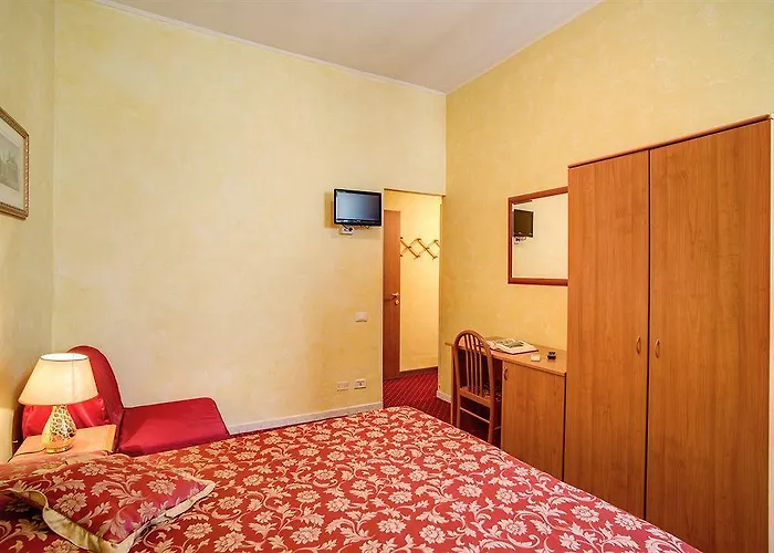 Monti - 3* Rome